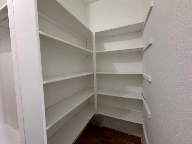 714 Bering Drive 36, Houston, TX 77057