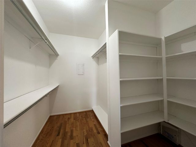714 Bering Drive 36, Houston, TX 77057