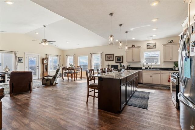 1208 N 2700 W, Tremonton, UT 84337