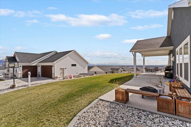 1208 N 2700 W, Tremonton, UT 84337