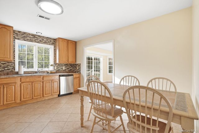 199 Old Sylvan Lake Road, Hopewell Junction, NY 12533