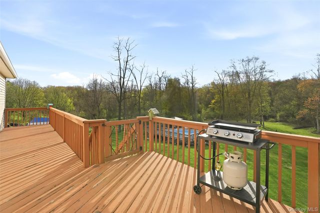 199 Old Sylvan Lake Road, Hopewell Junction, NY 12533