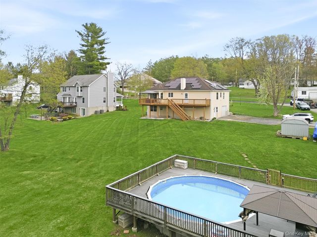 199 Old Sylvan Lake Road, Hopewell Junction, NY 12533