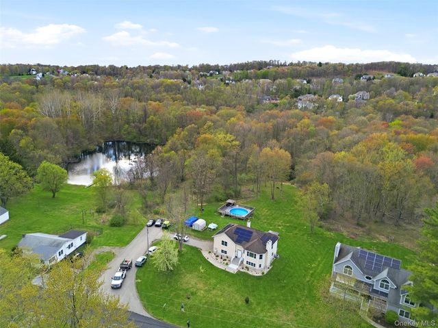 199 Old Sylvan Lake Road, Hopewell Junction, NY 12533