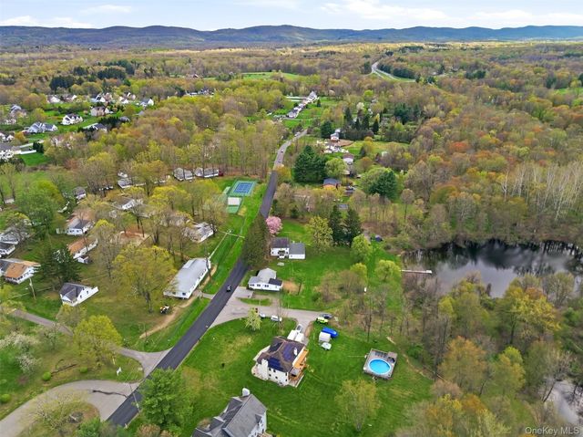 199 Old Sylvan Lake Road, Hopewell Junction, NY 12533