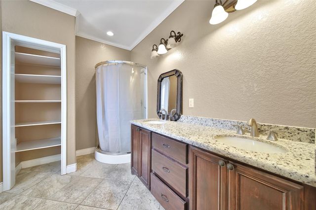 22 O'bannon Ranch Road, Huntsville, TX 77320