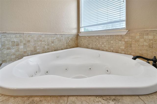 22 O'bannon Ranch Road, Huntsville, TX 77320