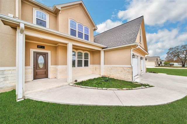 22 O'bannon Ranch Road, Huntsville, TX 77320