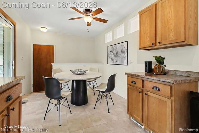 14242 Park Street, Livonia, MI 48154
