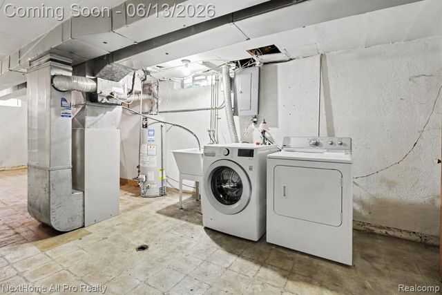 14242 Park Street, Livonia, MI 48154