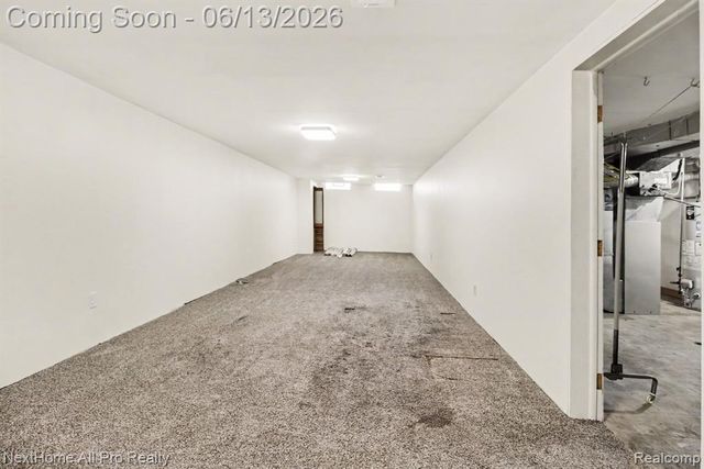 14242 Park Street, Livonia, MI 48154