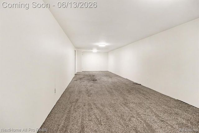 14242 Park Street, Livonia, MI 48154