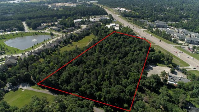 5030-1 W Davis St, Conroe, TX 77304