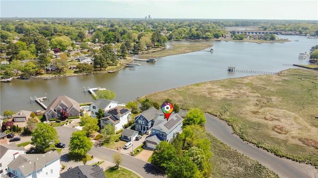 6325 Jonathans Cove DR, Virginia Beach, VA 23464