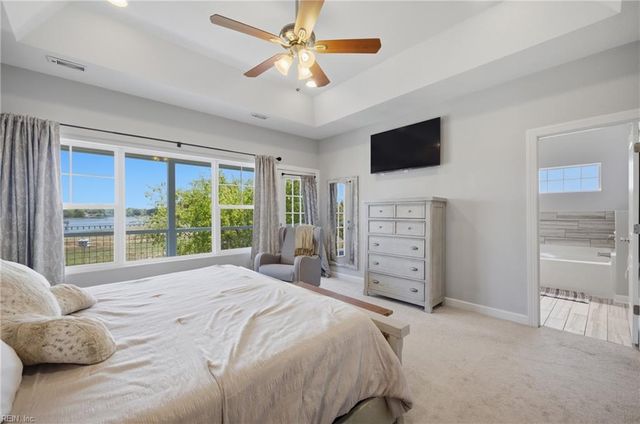 6325 Jonathans Cove DR, Virginia Beach, VA 23464