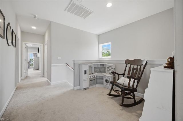 6325 Jonathans Cove DR, Virginia Beach, VA 23464