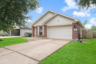 7427 Briargate Drive, Houston, TX 77489