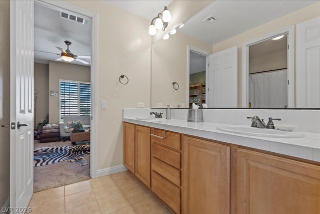 7418 Bugler Swan Way, North Las Vegas, NV 89084