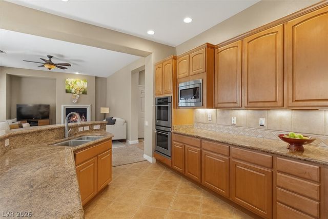 7418 Bugler Swan Way, North Las Vegas, NV 89084
