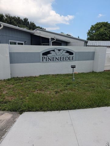 3848 Parkside Circle, Palm Springs, FL 33461