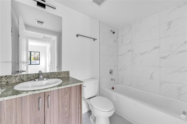 175 NW 160TH ST 103, North Miami Beach, FL 33169