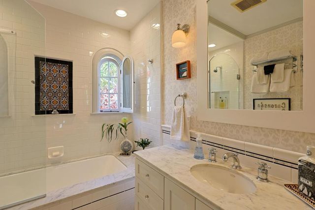1027 Adella, Coronado, CA 92118