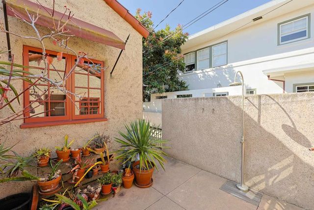 1027 Adella, Coronado, CA 92118