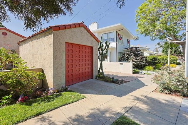 1027 Adella, Coronado, CA 92118