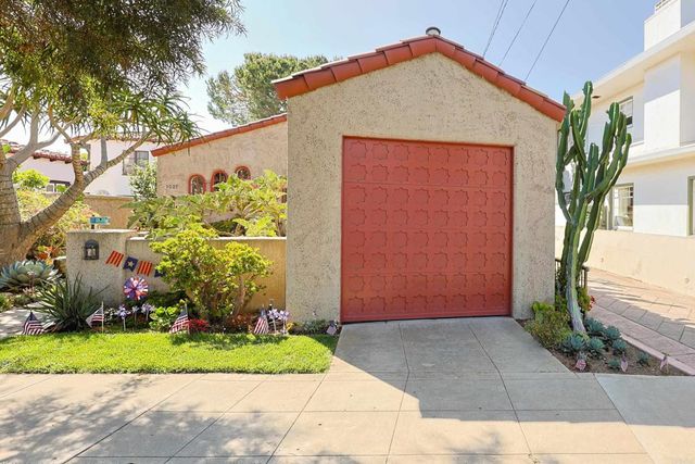 1027 Adella, Coronado, CA 92118