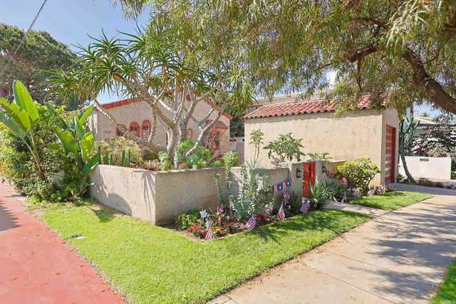 1027 Adella, Coronado, CA 92118