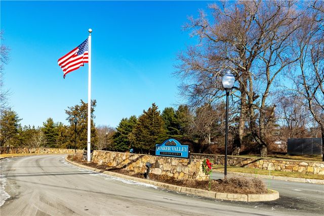 650 East Greenwich Avenue 5-108, West Warwick, RI 02893