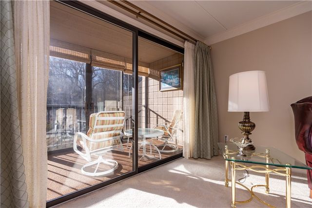 650 East Greenwich Avenue 5-108, West Warwick, RI 02893