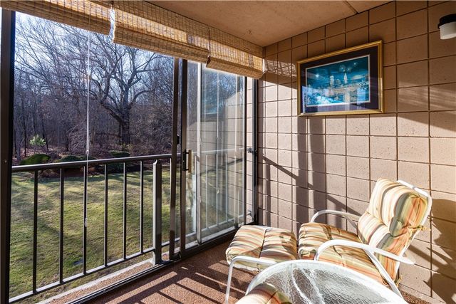 650 East Greenwich Avenue 5-108, West Warwick, RI 02893