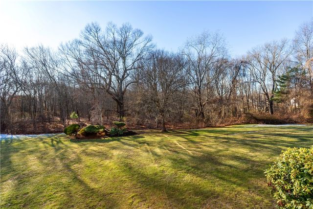 650 East Greenwich Avenue 5-108, West Warwick, RI 02893