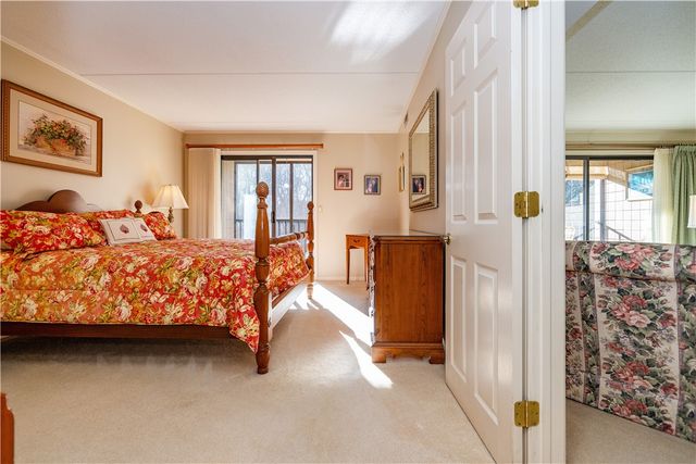 650 East Greenwich Avenue 5-108, West Warwick, RI 02893