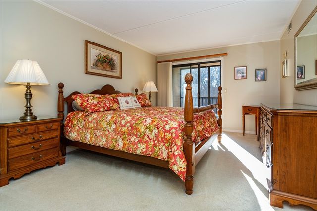 650 East Greenwich Avenue 5-108, West Warwick, RI 02893