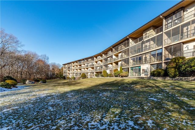 650 East Greenwich Avenue 5-108, West Warwick, RI 02893