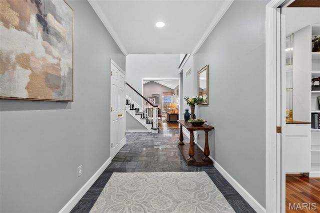 9017 Fair Oaks Crescent Court, Richmond Heights, MO 63117