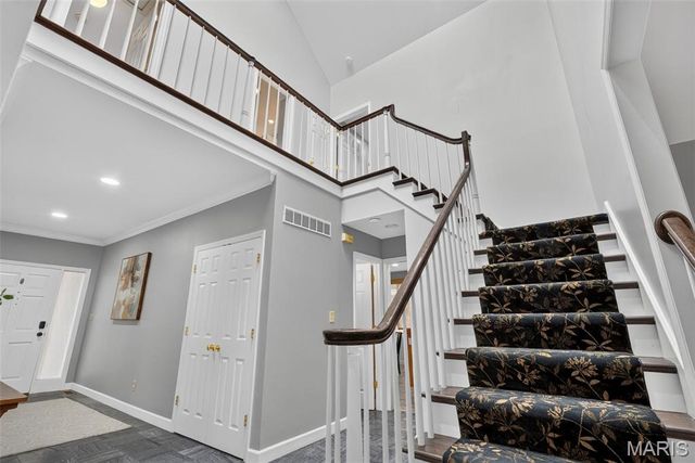9017 Fair Oaks Crescent Court, Richmond Heights, MO 63117