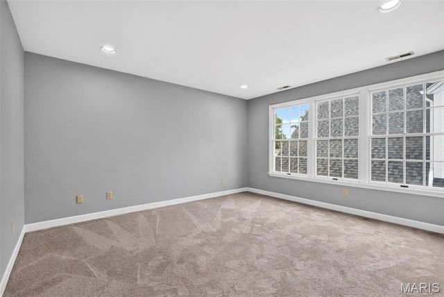 9017 Fair Oaks Crescent Court, Richmond Heights, MO 63117