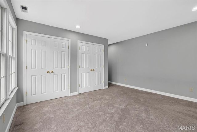 9017 Fair Oaks Crescent Court, Richmond Heights, MO 63117