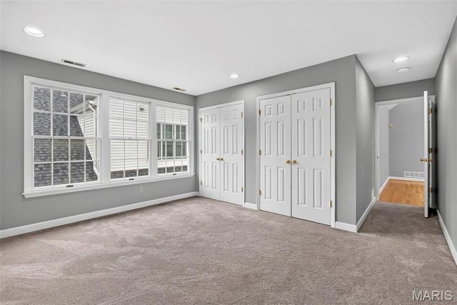 9017 Fair Oaks Crescent Court, Richmond Heights, MO 63117