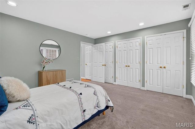 9017 Fair Oaks Crescent Court, Richmond Heights, MO 63117