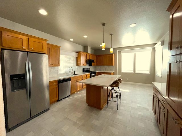 1541 Ortega Ave, Hayward, CA 94544