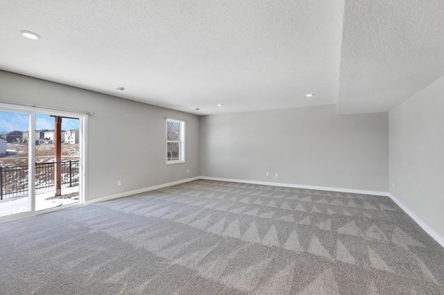 1216 Oak Tree Court, Carver, MN 55315