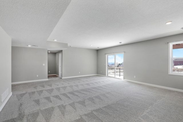 1216 Oak Tree Court, Carver, MN 55315
