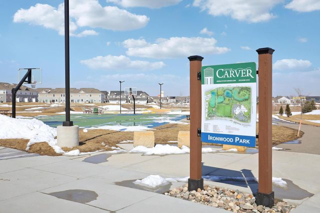 1216 Oak Tree Court, Carver, MN 55315