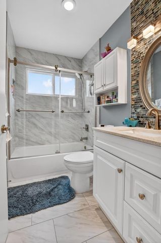 21725 Chimney Rock Park Circle, Boca Raton, FL 33428