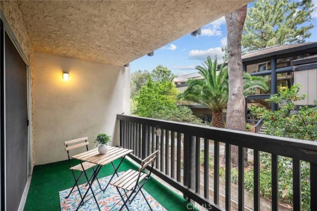 8120 Raintree Circle, Culver City, CA 90230