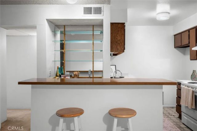 8120 Raintree Circle, Culver City, CA 90230
